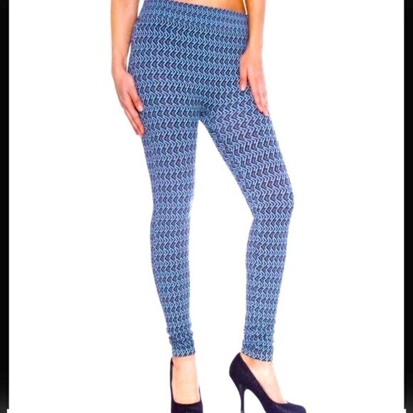 💥Shosho  colored Chevron print texturized leggings.one size fits all - Picture 1 of 4
